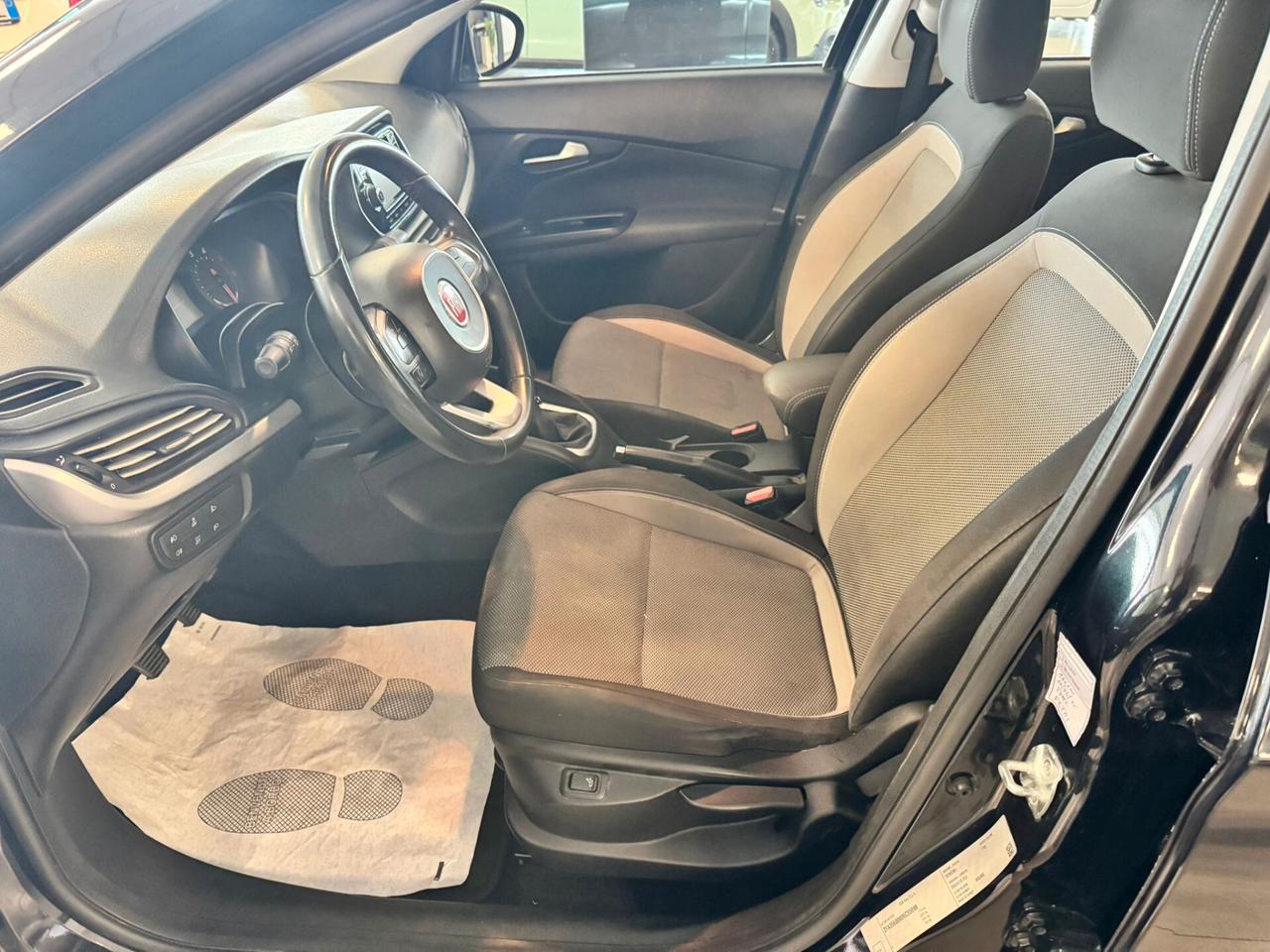 Fiat Tipo 1.6 Mjt S&S 5 porte Lounge