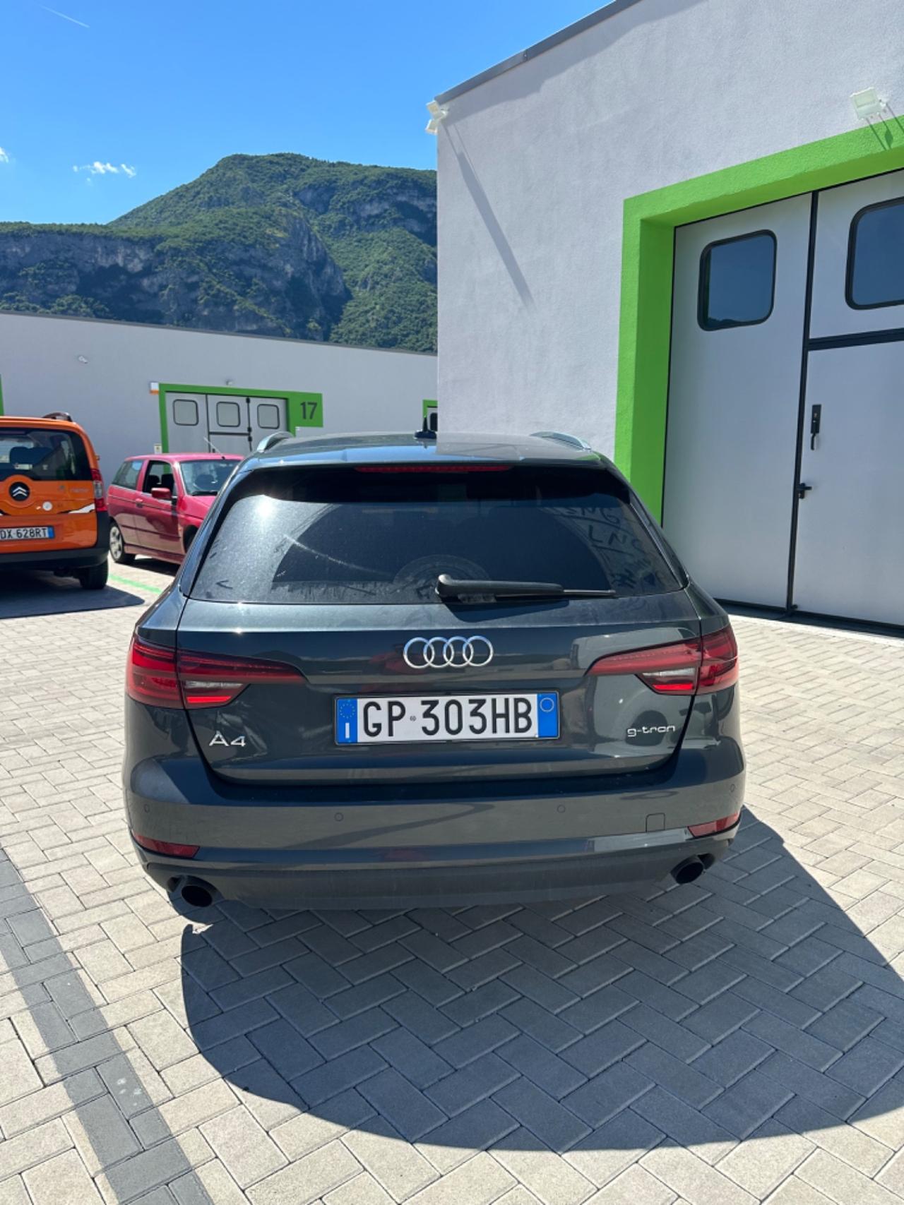 Audi A4 2.0 TFSI ultra S tronic Business