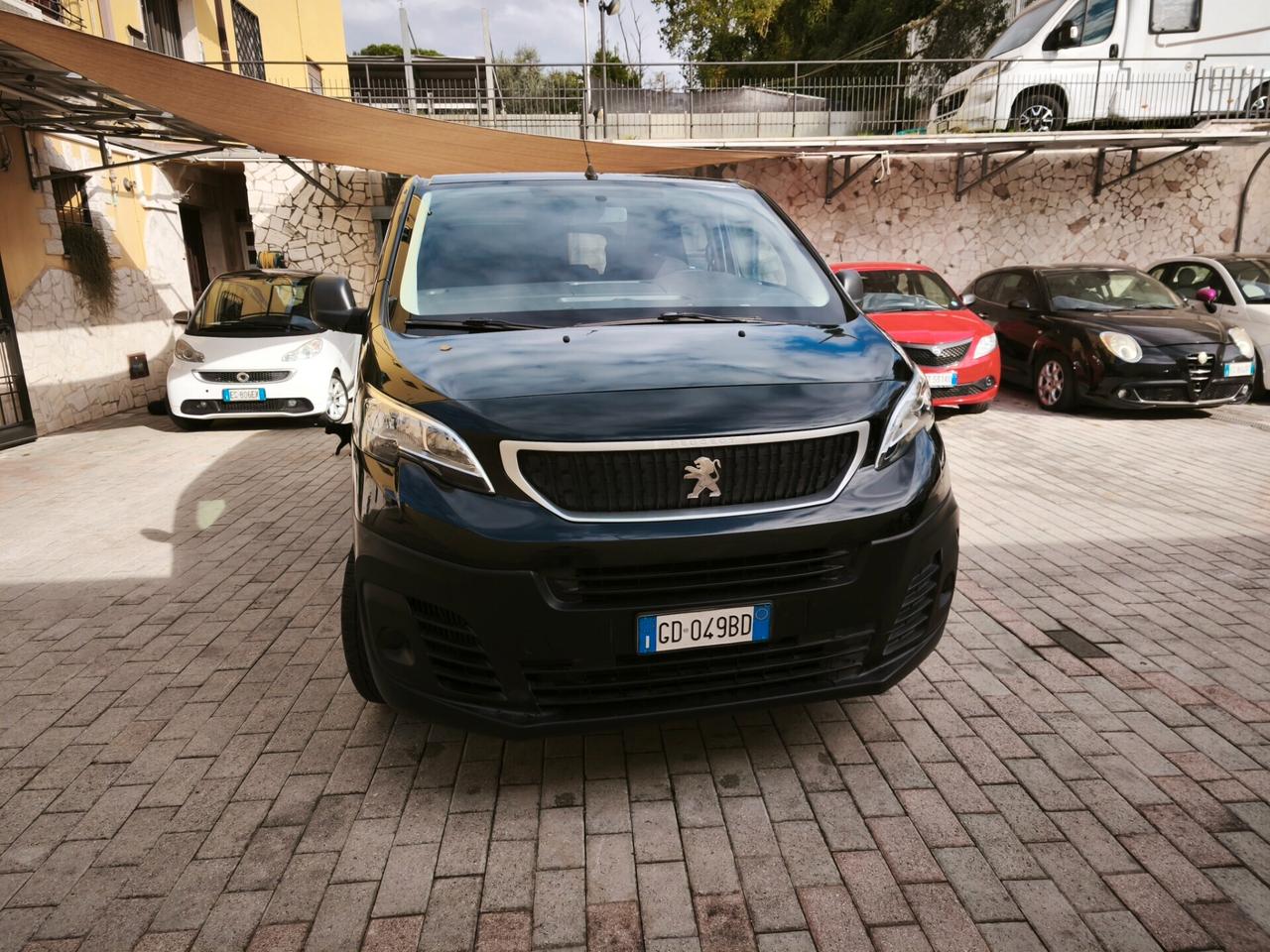 Peugeot Expert BlueHDi 100 S&S PC-TN Combi Compact