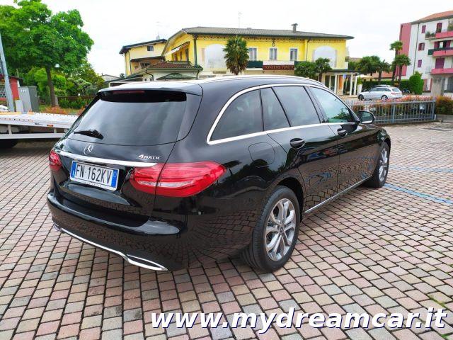MERCEDES-BENZ C 220 d S.W. 4Matic Auto Sport