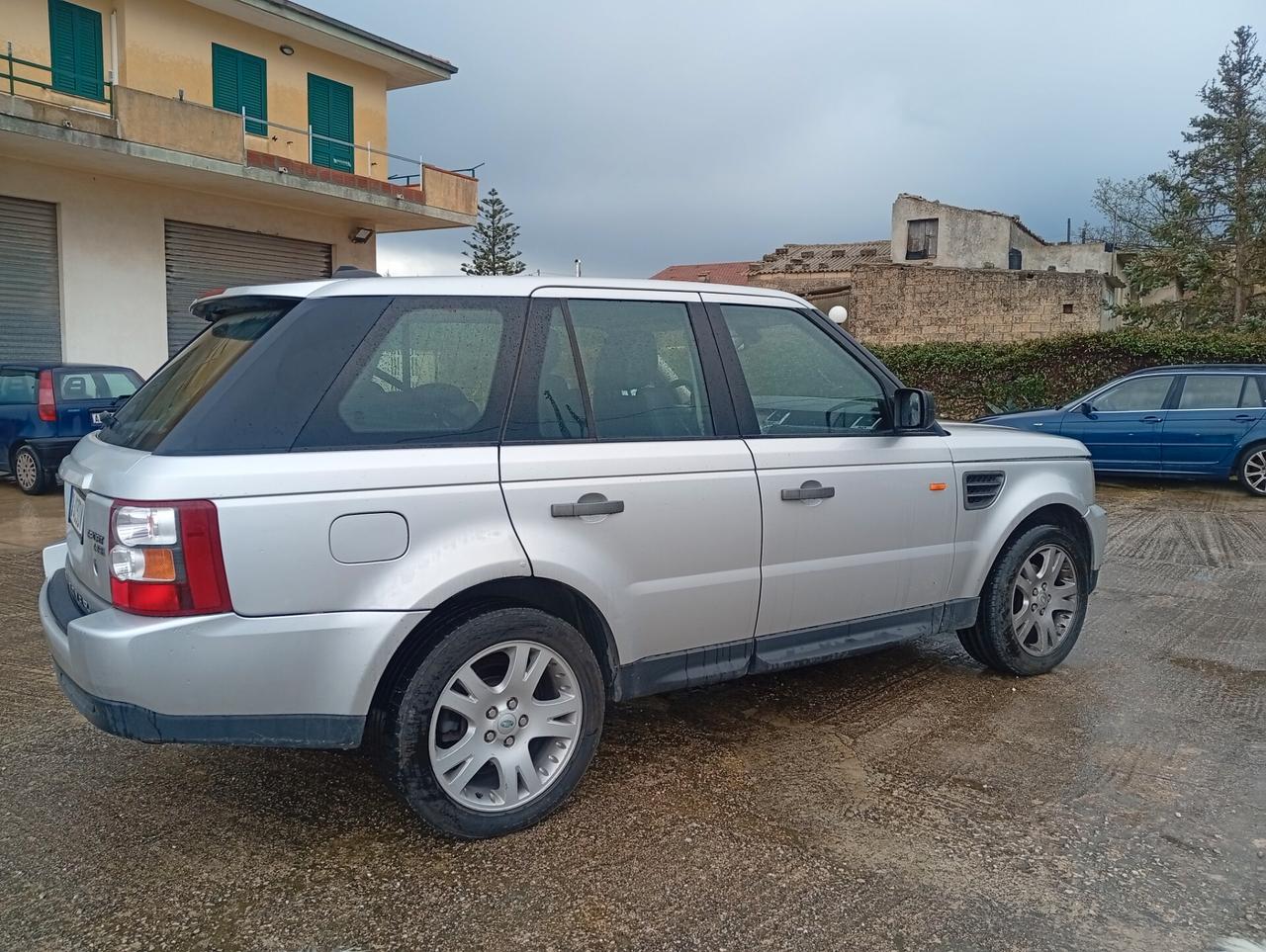 Land Rover Range Rover Sport Range Rover Sport 2.7 TDV6 SE