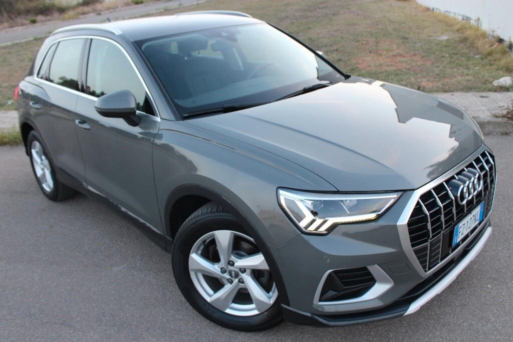 AUDI Q3 2.0 TDI 150 CV s-tronic *Matrix *Luci Ambiente