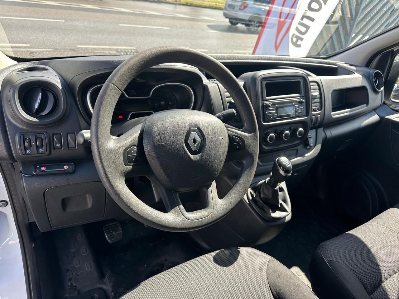 Renault Trafic T28 2.0 dCi 120CV Iva Compresa