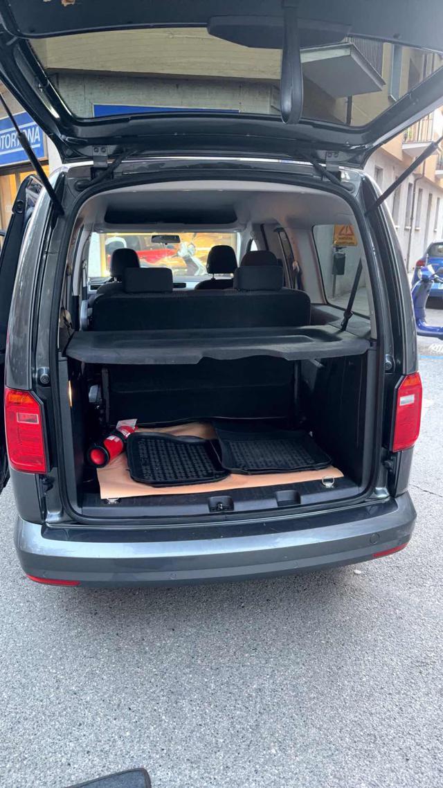 VOLKSWAGEN Caddy 1.4 TGI Trendline Maxi 7 POSTI!!!!!!