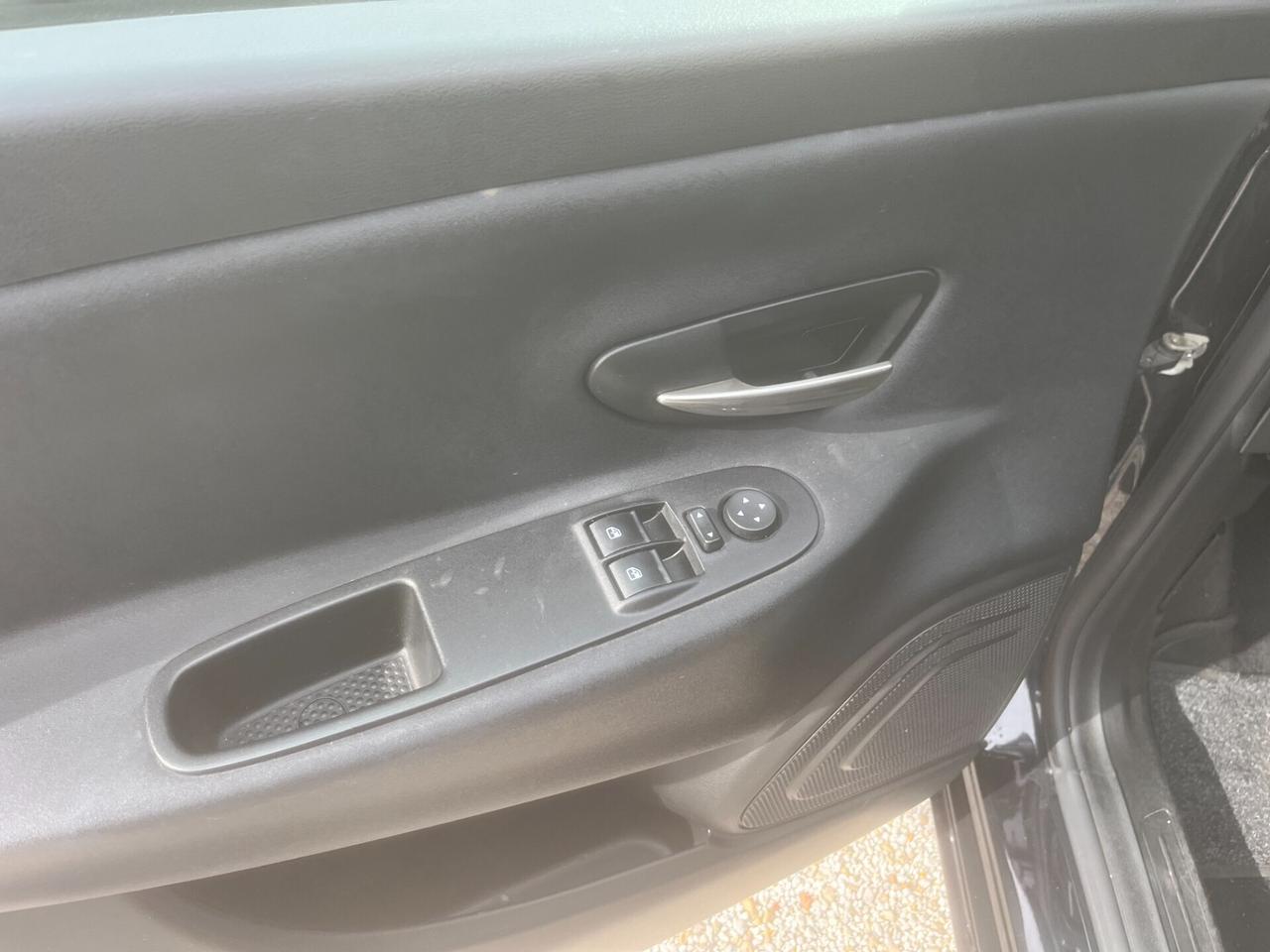 Lancia Ypsilon 1.2 69 CV 5 porte GPL Ecochic Gold