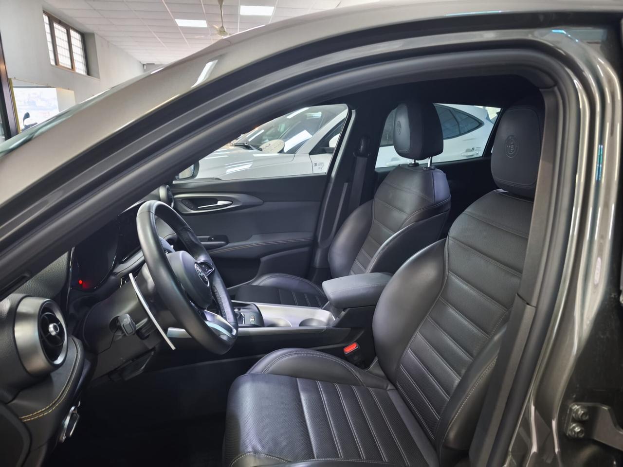 Alfa Romeo Tonale 1.6 diesel 130 CV TCT6 Veloce