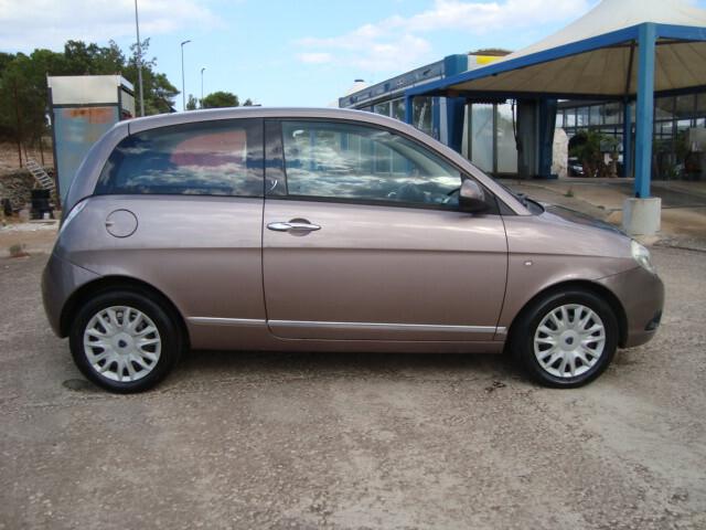 Lancia Ypsilon 1.3 MJT 75 CV Automatica