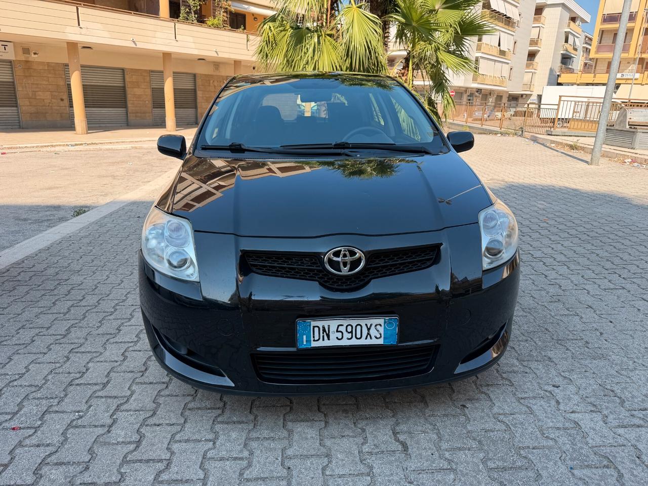 Toyota Auris 2.0 D-4D DPF 5 porte Sol