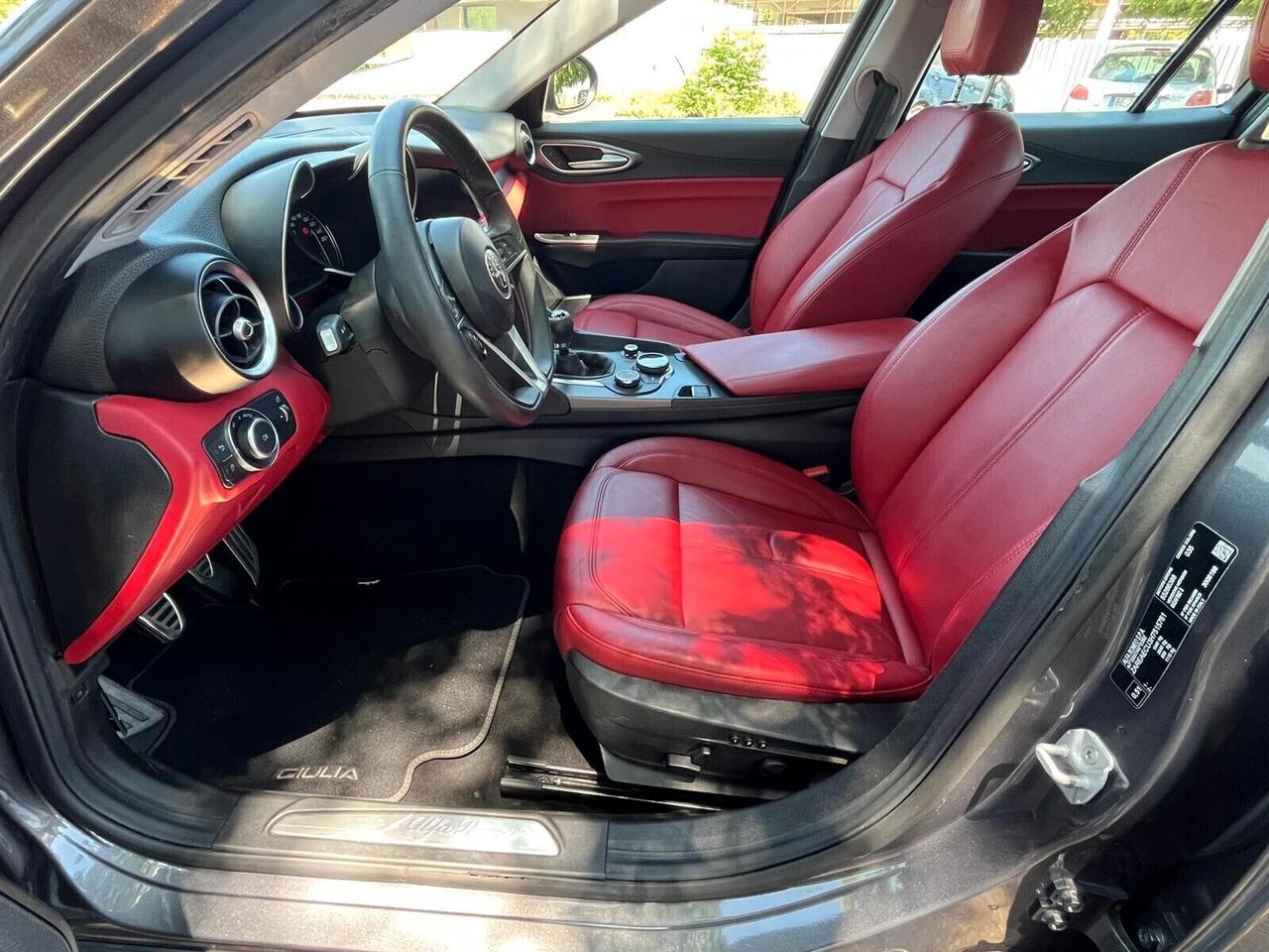 Alfa Romeo Giulia 2.2 Turbodiesel 180 CV Super FULL PELLE