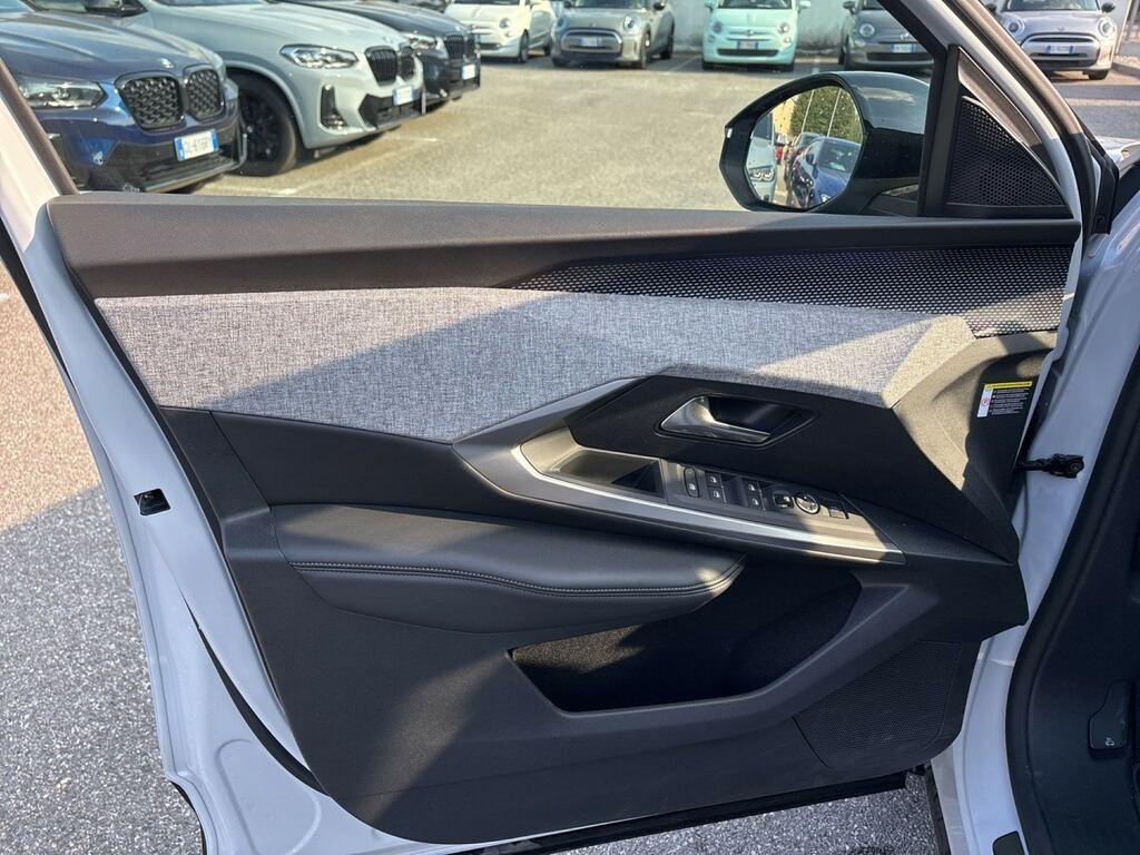 Peugeot 3008 1.2 Hybrid GT e-DCS6