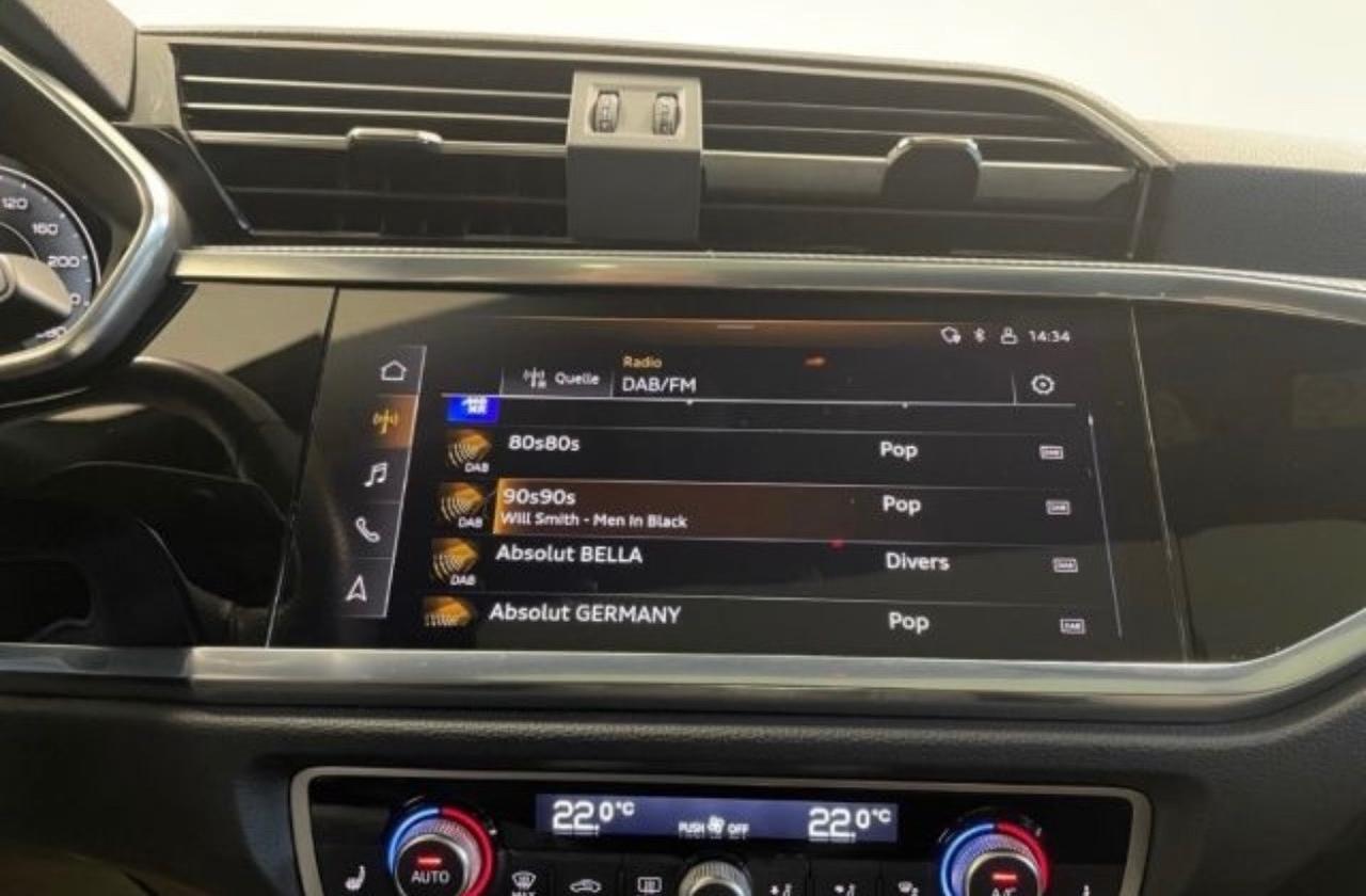 Audi Q3 45TFSI S tronic S LINE interno esterno Cerchi Sonos tetto