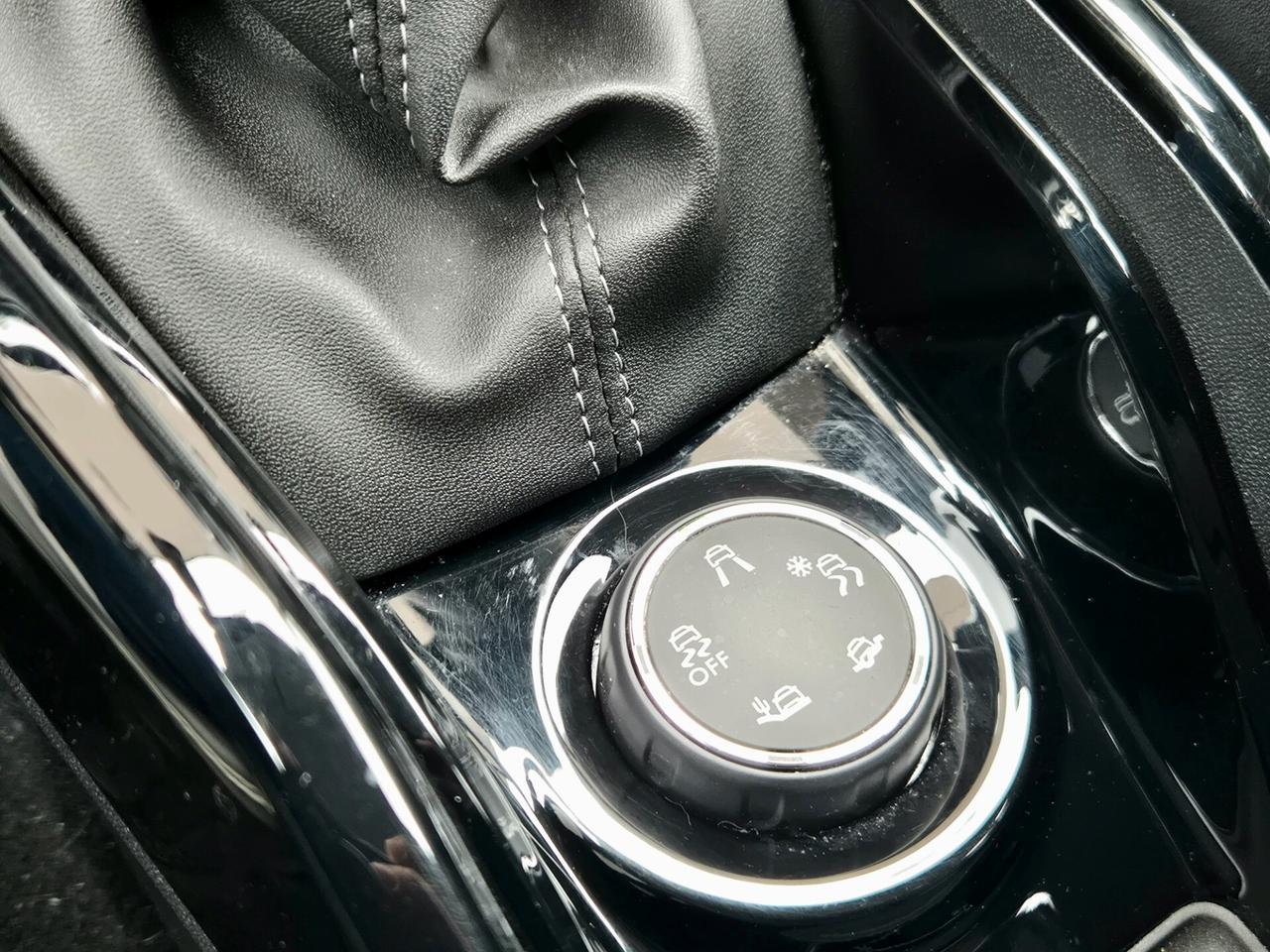 Peugeot 2008 BlueHDi 120 S&S Allure