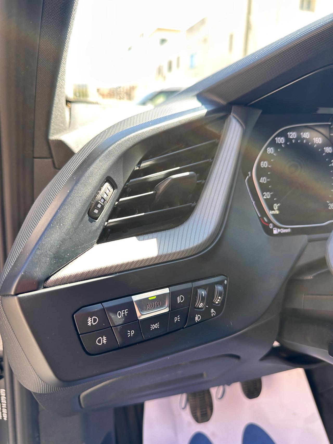 Bmw 118d SportLine - 2020 TETTO/LED/AMBIENT