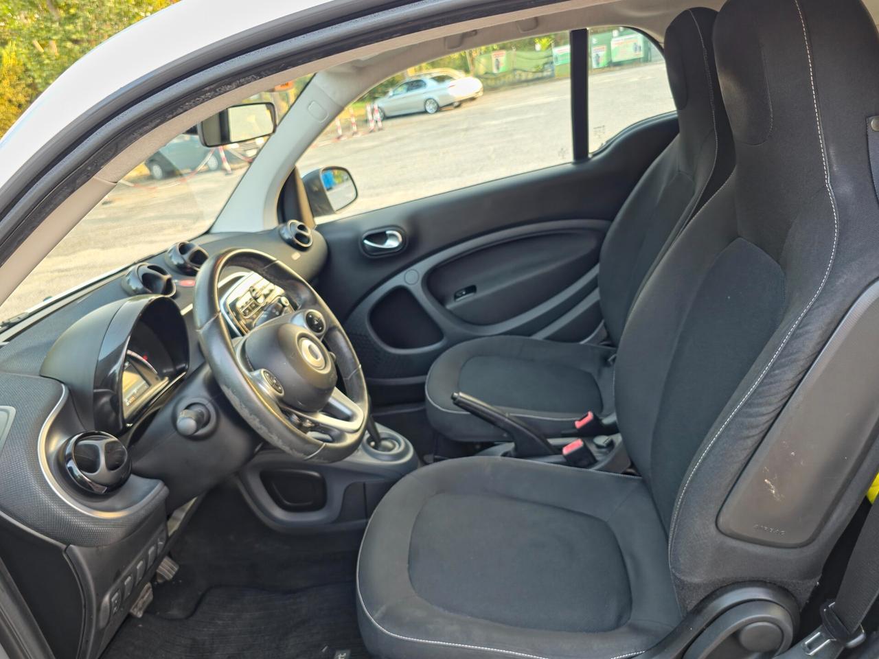 Smart ForTwo 70 1.0 twinamic Prime E6 Automatico NEO 2015
