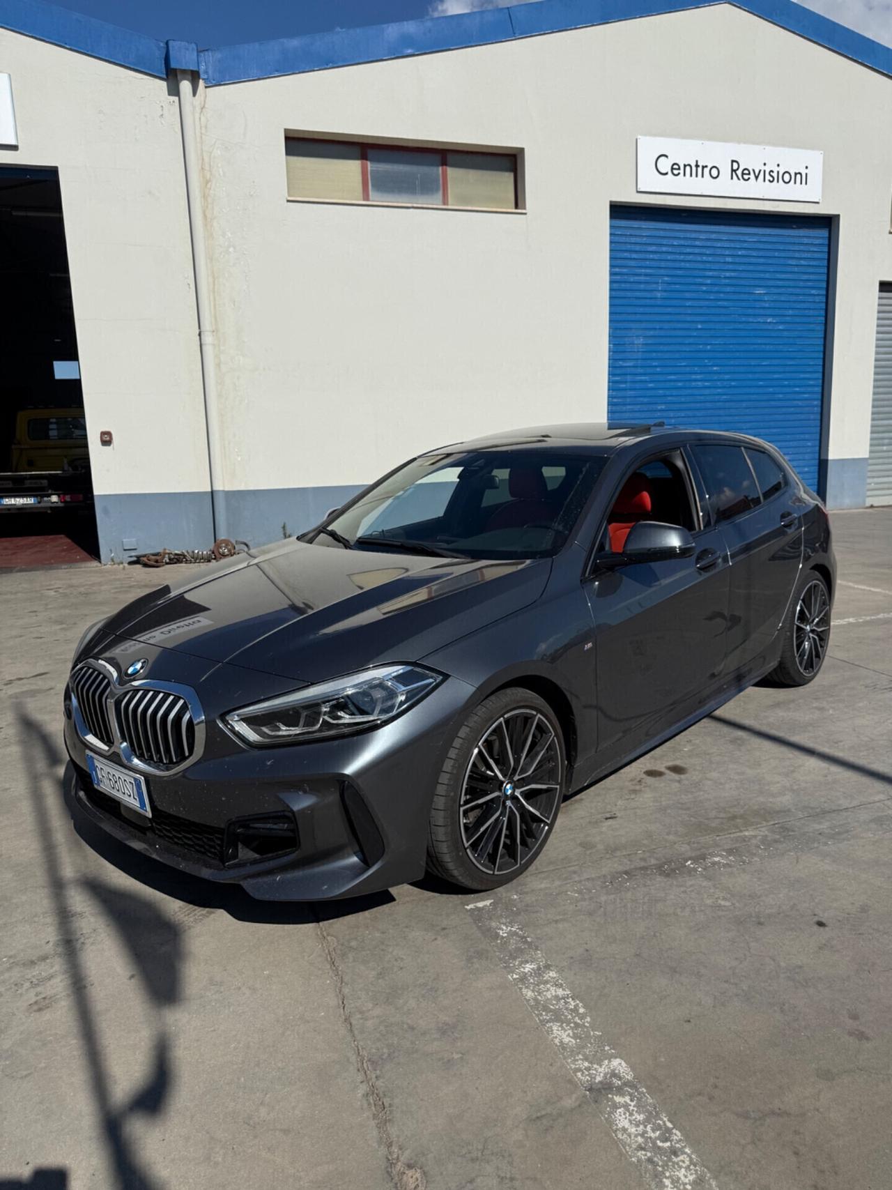 Bmw 118d 5p. Msport