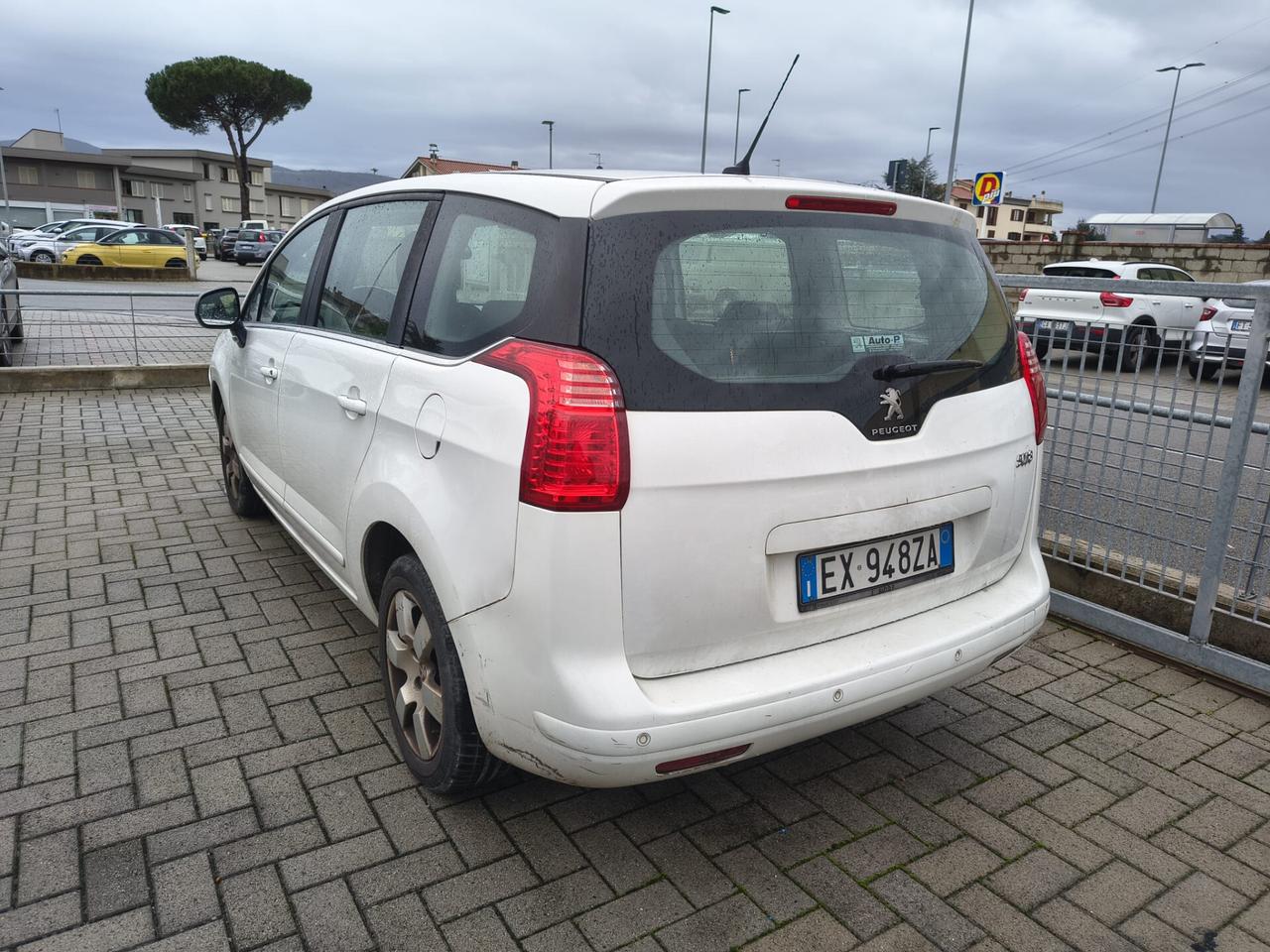 Peugeot 5008 7 POSTI 1.6 HDi +GANCIO TRAINO *PER COMMERCIANTI*