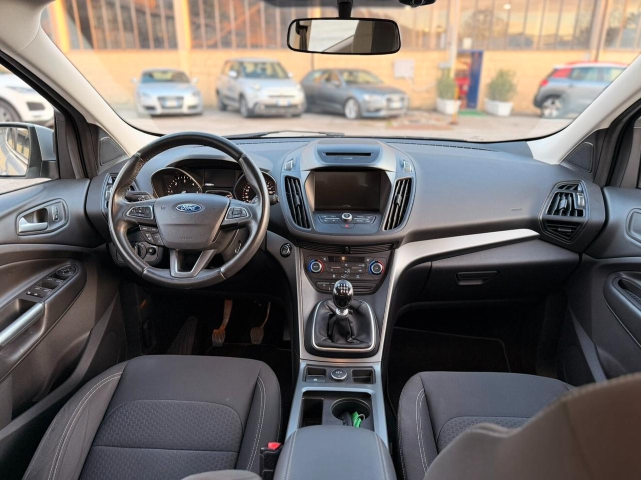 Ford Kuga 1.5 TDCI 120 CV S&S 2WD ST-Line Business