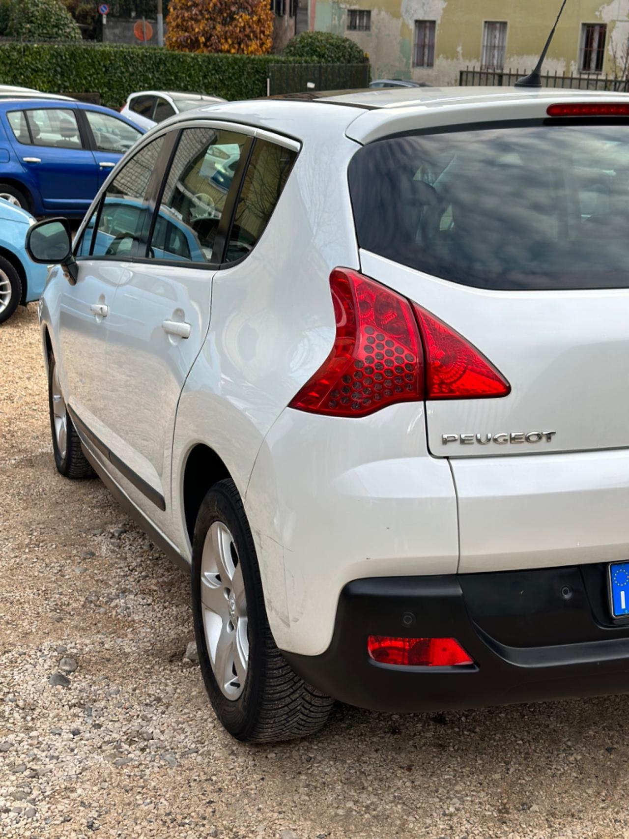 Peugeot 3008 1.6 HDi 115CV ALURE TETTO KMCERT GARANZ