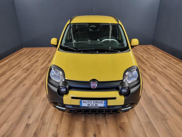 FIAT Panda 1.0 FireFly S&S Hybrid Pandina CROSS