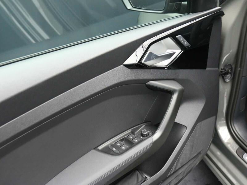 AUDI A1 2ª serie A1 SPB 30 TFSI S tronic S lin...