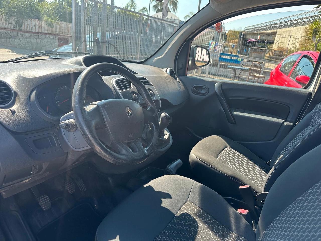 Renault Kangoo 1.5 dCi 90CV 5 porte Stop & Start Live N1-12/2013