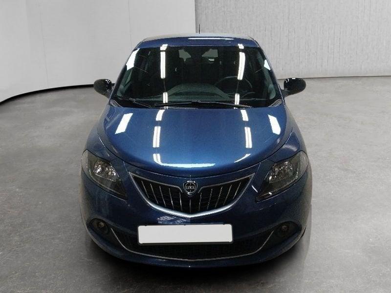 Lancia Ypsilon 1.0 firefly hybrid Gold s&s 70cv