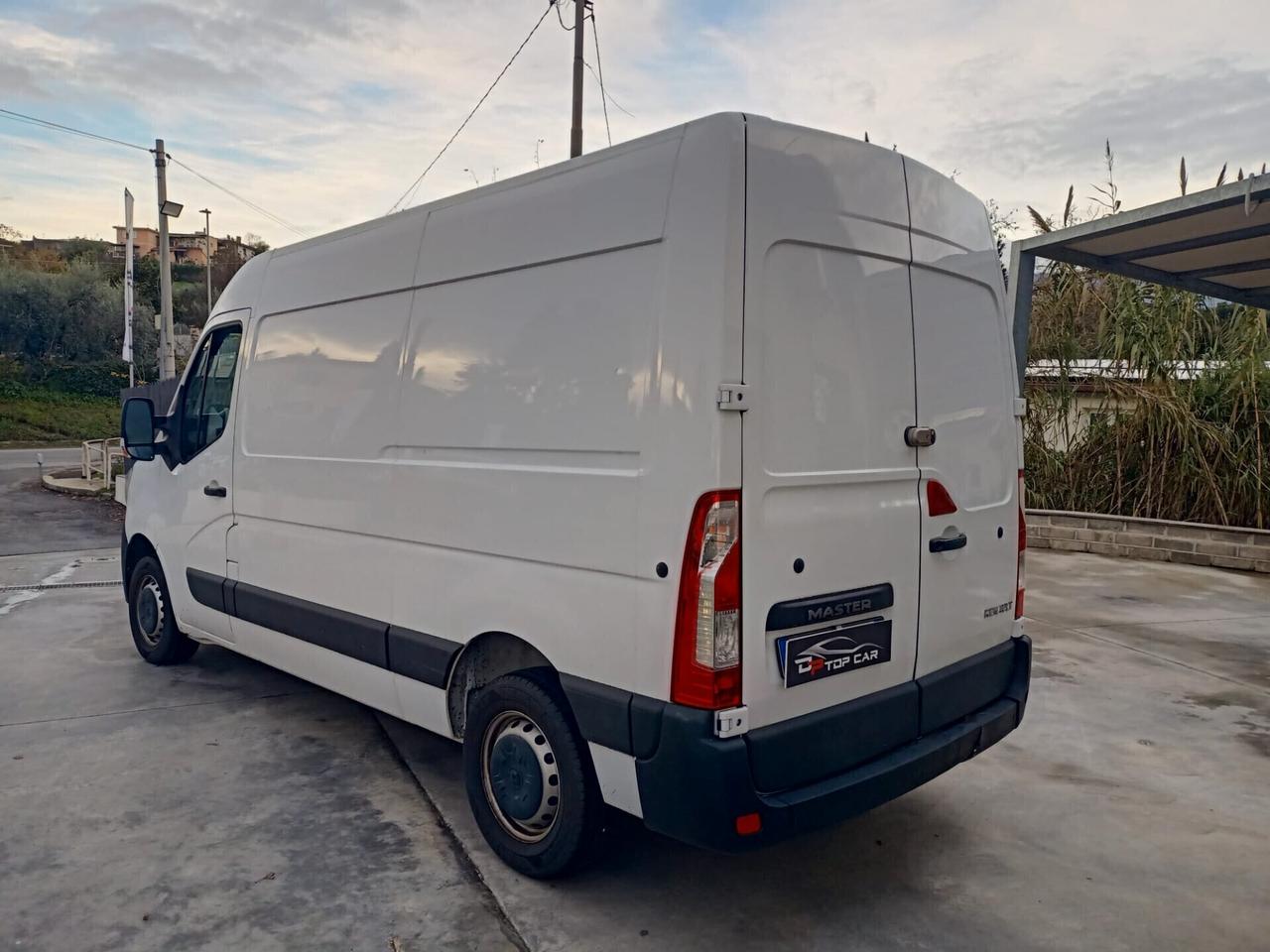 Renault Master T33 2.3 dci 135 cv L2H2 NETTO IVA