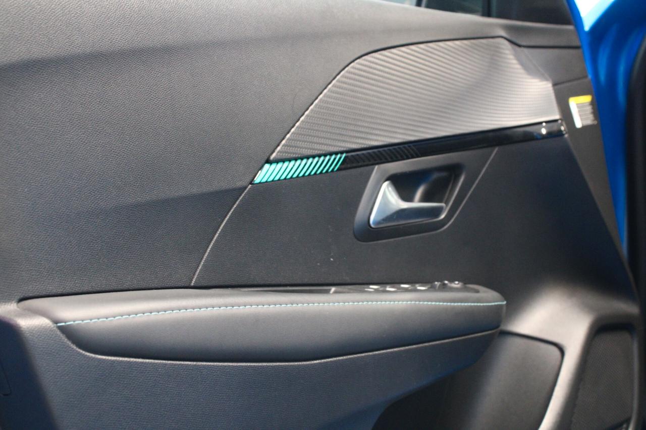 Peugeot 208 motore elettrico 136 CV 5 porte Active Pack