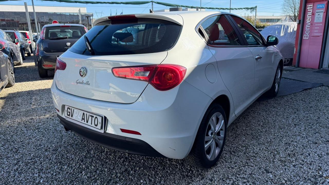Alfa Romeo Giulietta 1.6 JTDm-2 105 CV Distinctive