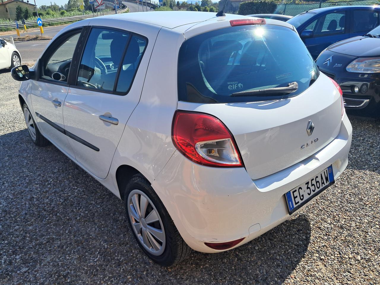 Renault Clio 1.2 16V 5 porte Dynamique