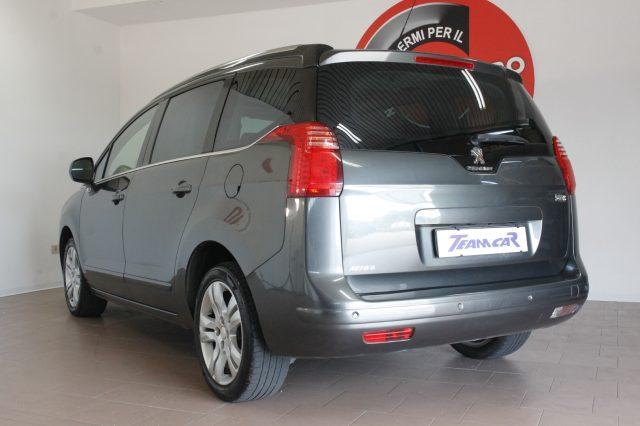 PEUGEOT 5008 1.6 HDi 115CV Business 7 POSTI