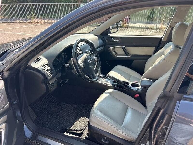 Subaru Outback Outback 2.5i 16V AT AS CON GPL