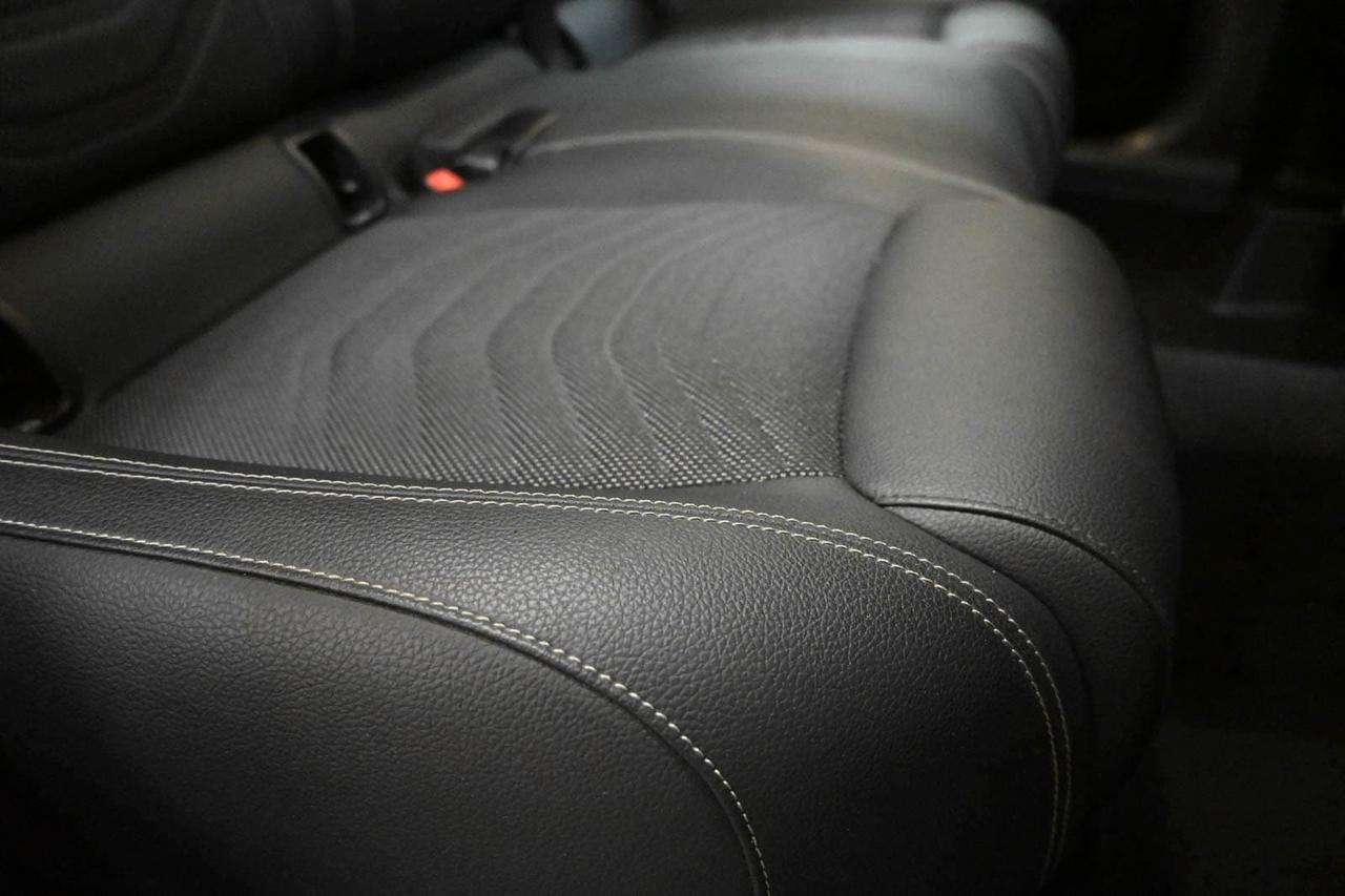 MERCEDES GLA (H247) GLA 250 e EQ-Power...