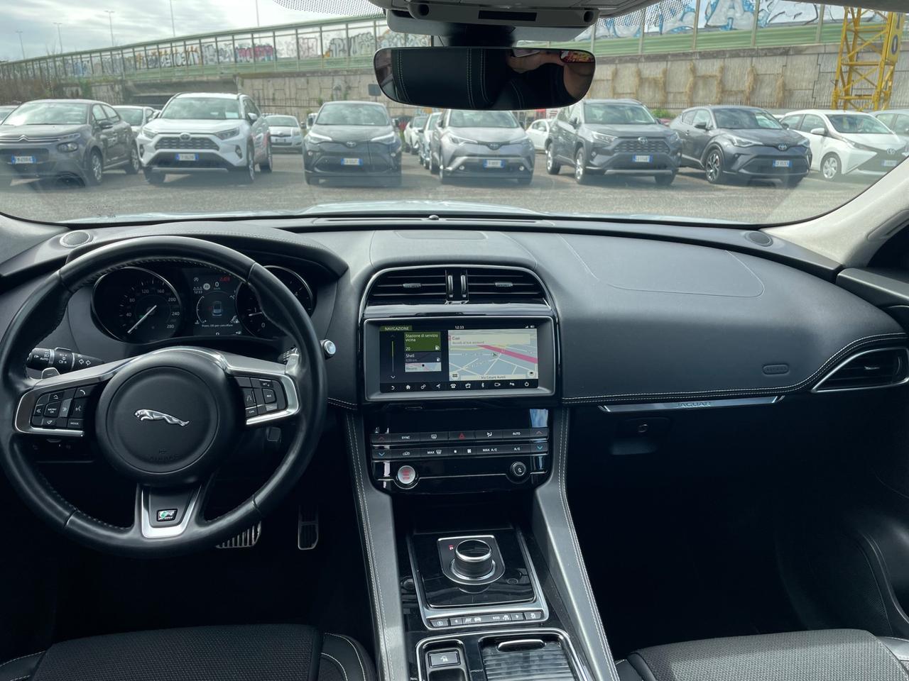 Jaguar F-Pace 2.0 D 180 CV AWD aut. R-Sport GARANZIA