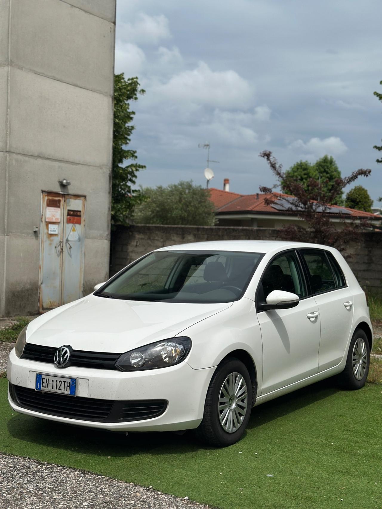 Volkswagen Golf 1.6 TDI 5p. Highline