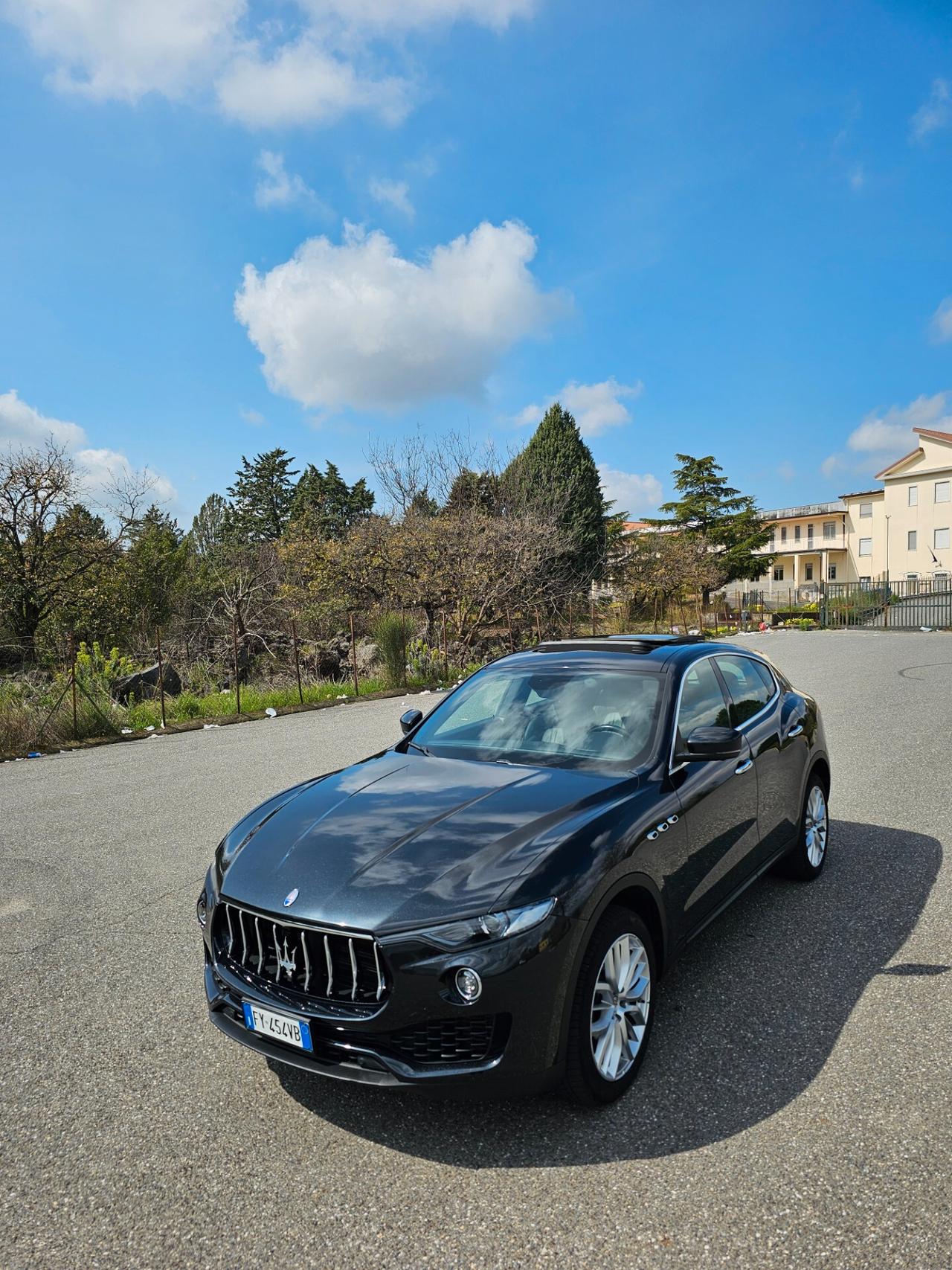 Maserati Levante Gransport 250cv no superbollo tetto apribile
