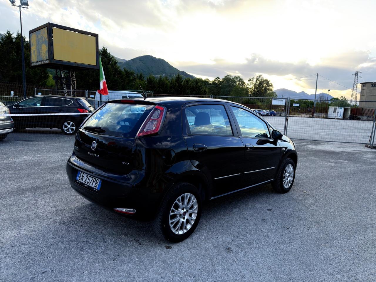 Fiat Punto Evo 1.4 5P Emotion Natural Power