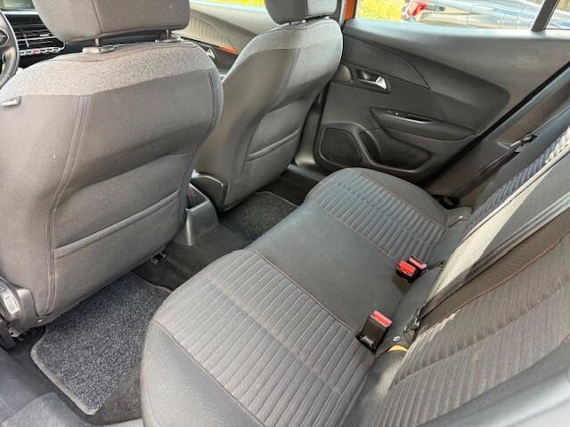 Peugeot 2008 PureTech 100 S&S Allure