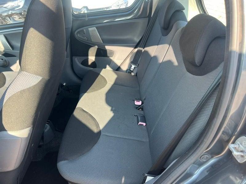 Toyota Aygo Aygo 1.0 12V VVT-i 5 porte Sol