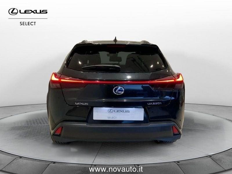 Lexus UX Hybrid Midnight Edition