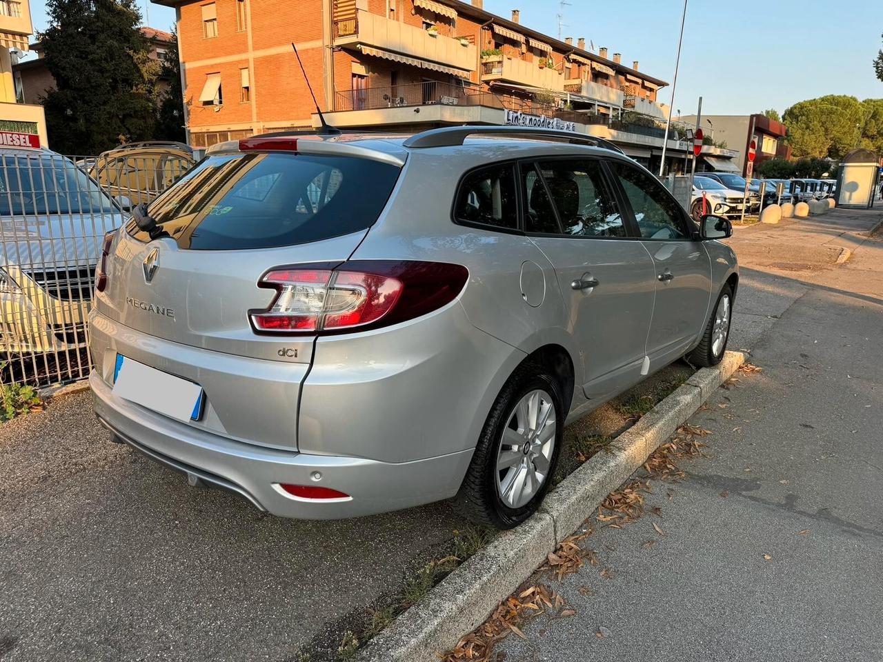 Renault Megane 1.5 dCi SporTour GARANZIA 12 MESI