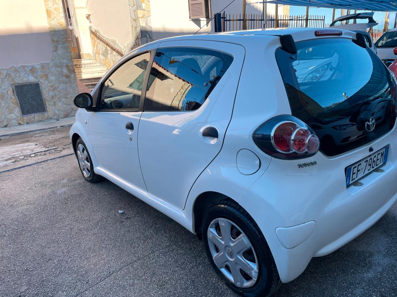 Toyota Aygo 1.0 12V VVT-i 5 porte Sol Connect