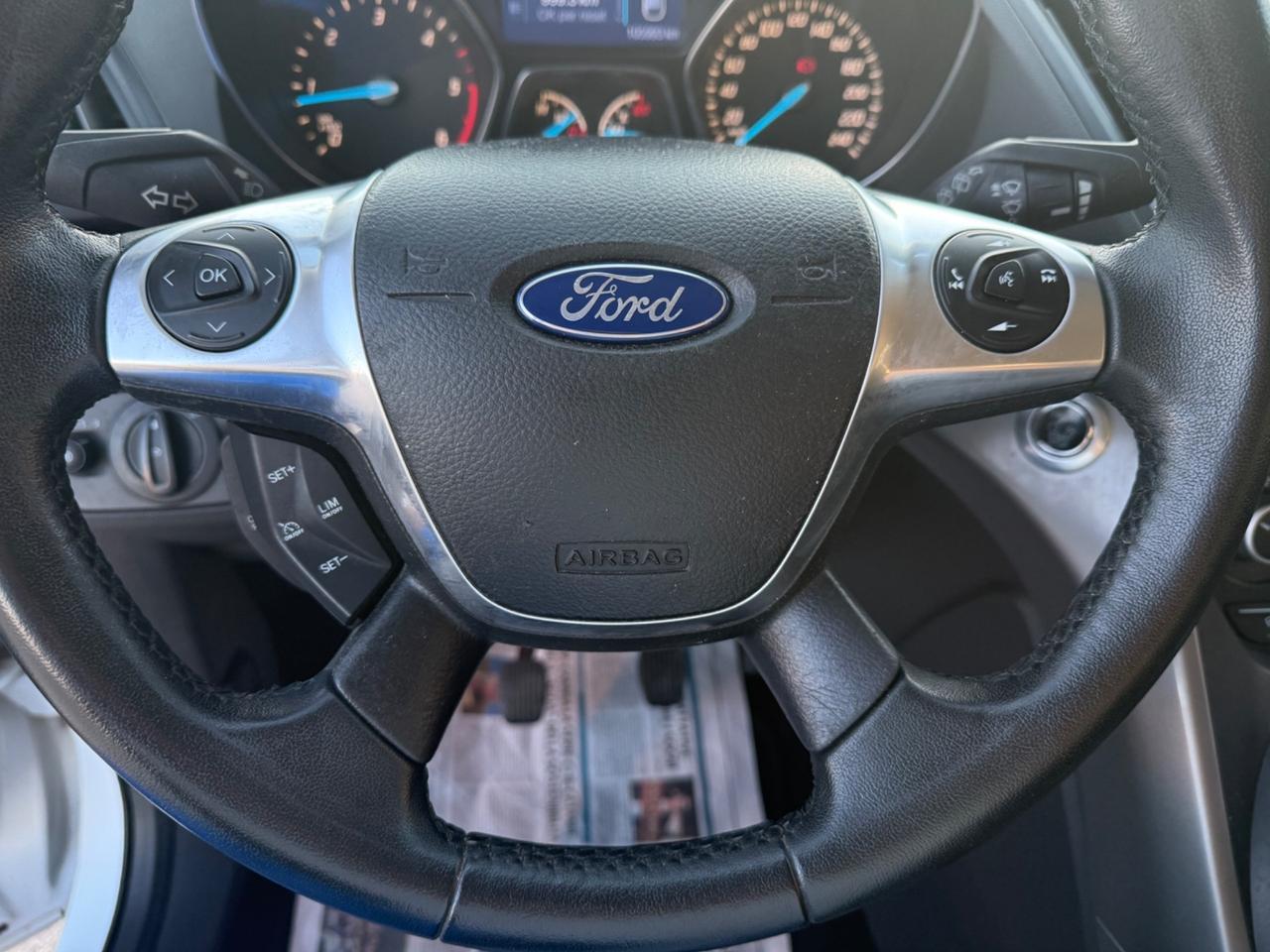 Ford Kuga 2.0 TDCI 140 CV 4WD Business