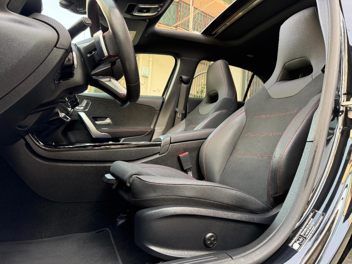 Mercedes Classe A 250 4Matic Premium AMG 224CV Night Edition