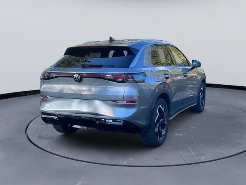 Volkswagen T-Roc Volkswagen T-Roc 1.5 eTSI R-LINE 150cv DSG FULL LED NAVI CAMERA ACC