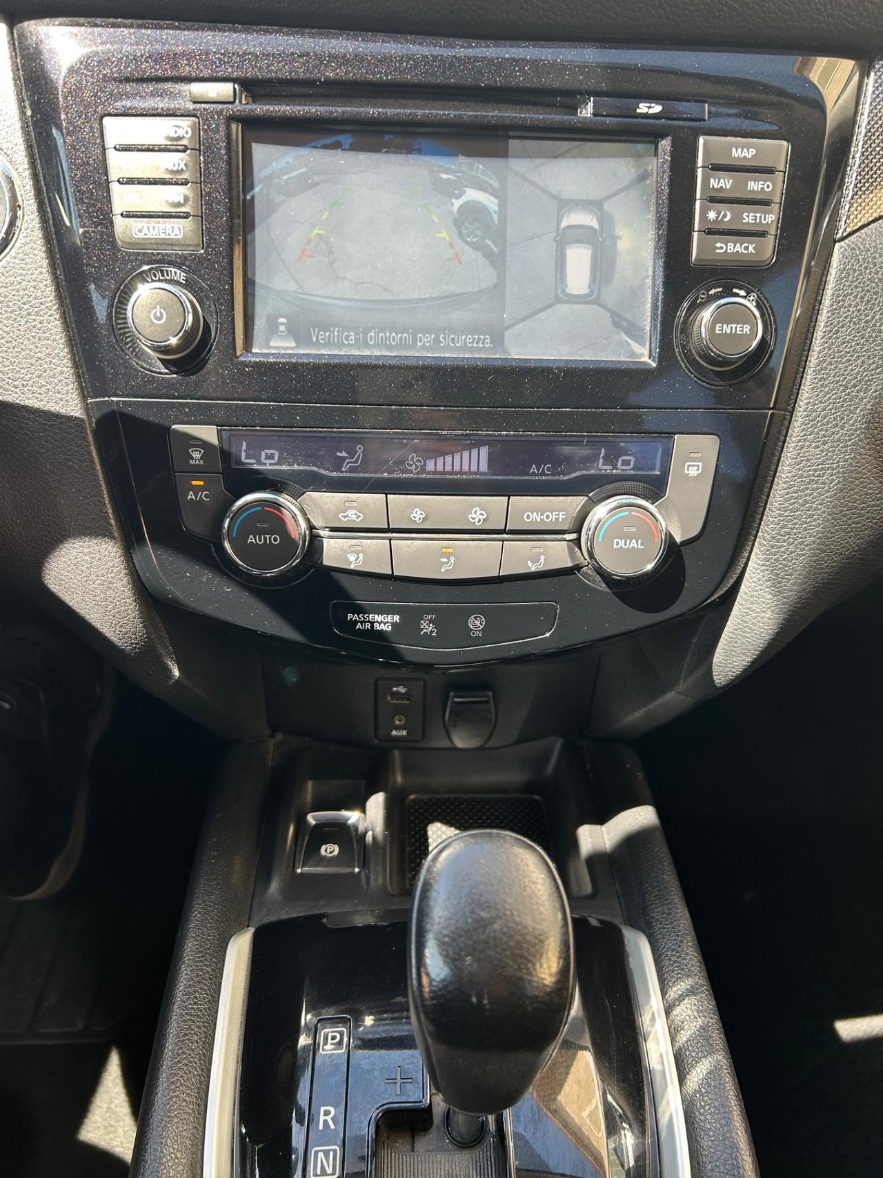 Nissan X-Trail 1.6 dCi 2WD Tekna