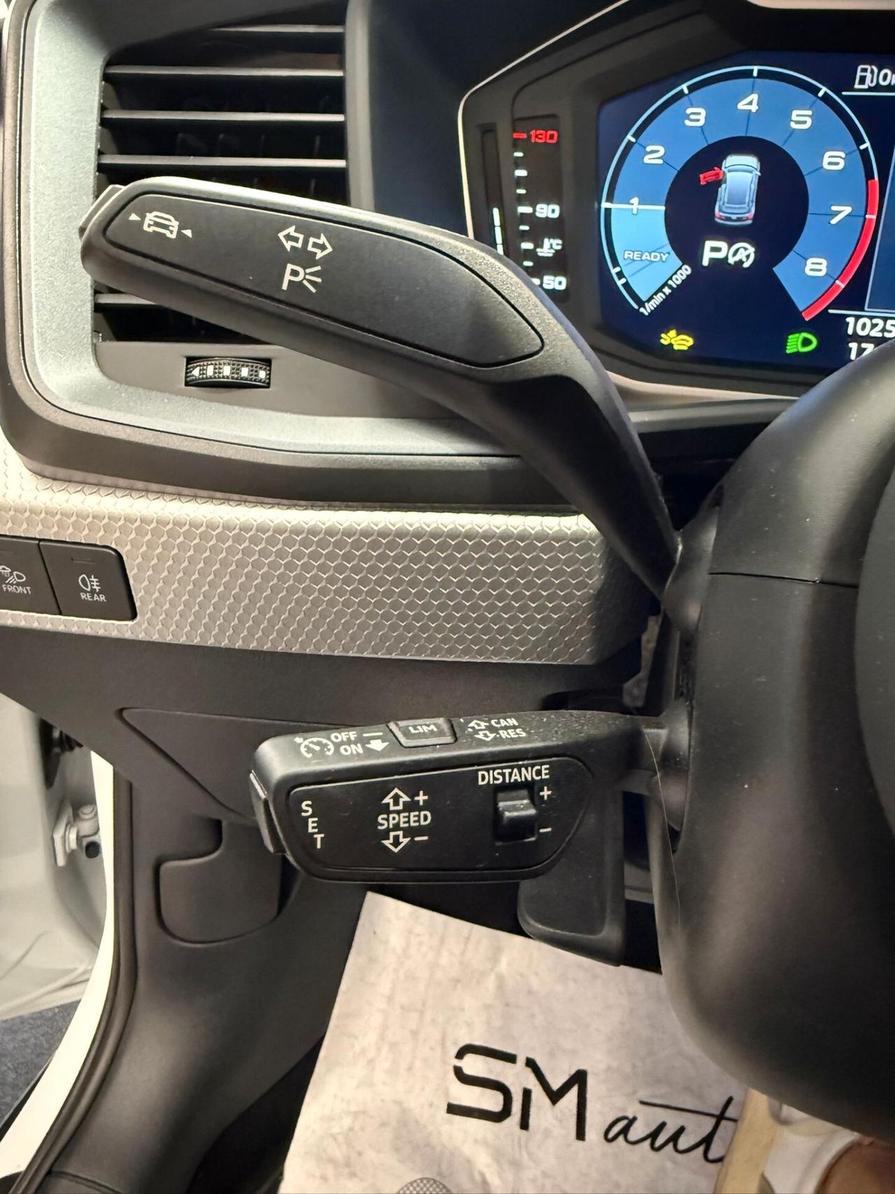 Audi A1 allstreet 30 TFSI S tronic Identity Contrast