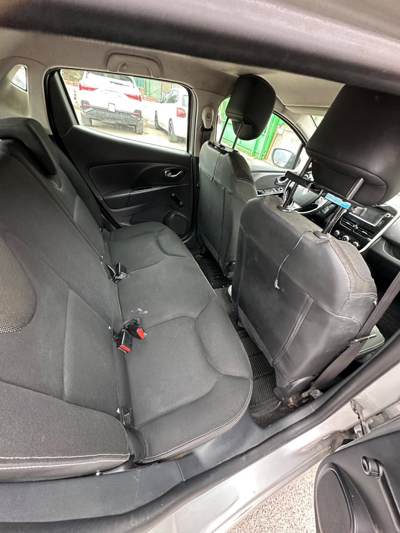 Renault Clio 1.2 16V 5 porte GPL Yahoo!