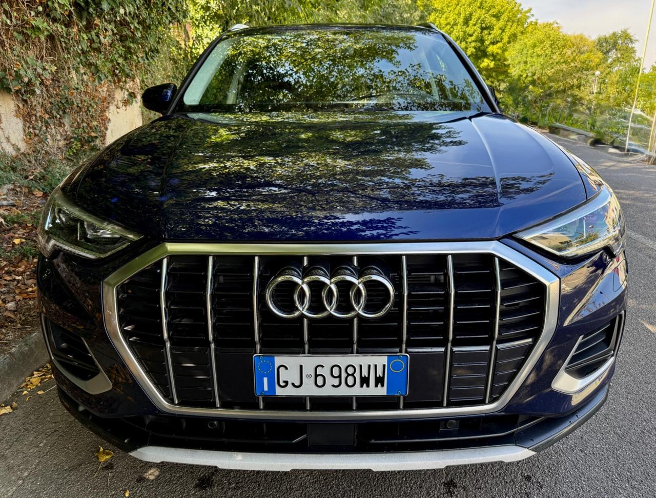 Audi Q3 35 TDI S tronic - 15,000 KM - CON IVA 22%