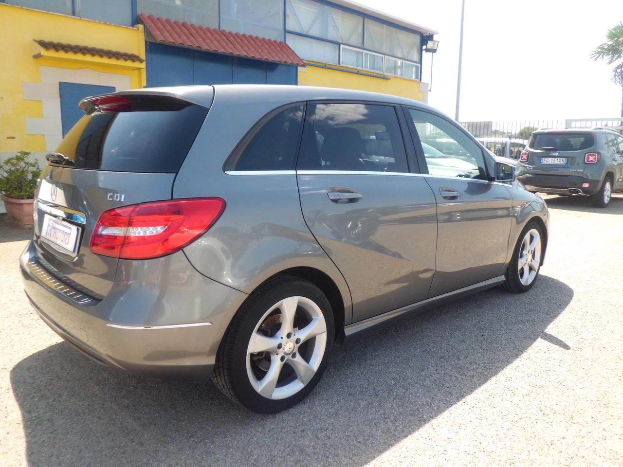 Mercedes-benz B 200 B 200 CDI BlueEFFICIENCY Premium-FULLLL